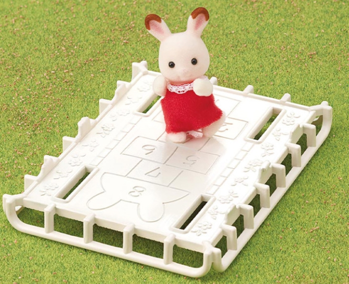 Sylvanian Families - Le monospace rose et set de pique-nique - 3 ans +
