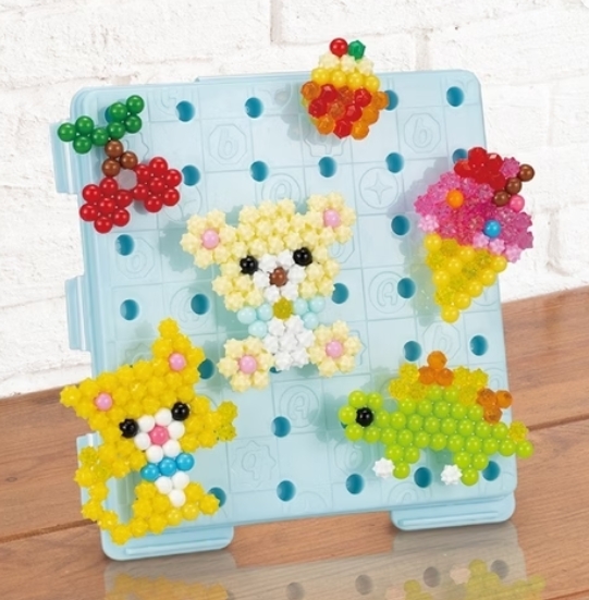 Aquabeads - Les porte-clés et suspensions - 4 ans +