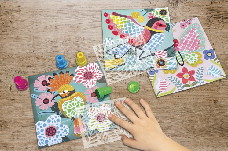 Crealign' - Pochoirs motifs Couleurs de Printemps - 3 ans +
