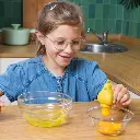 Eggs-separator-shooting-kid2-600x600-RVB.webp