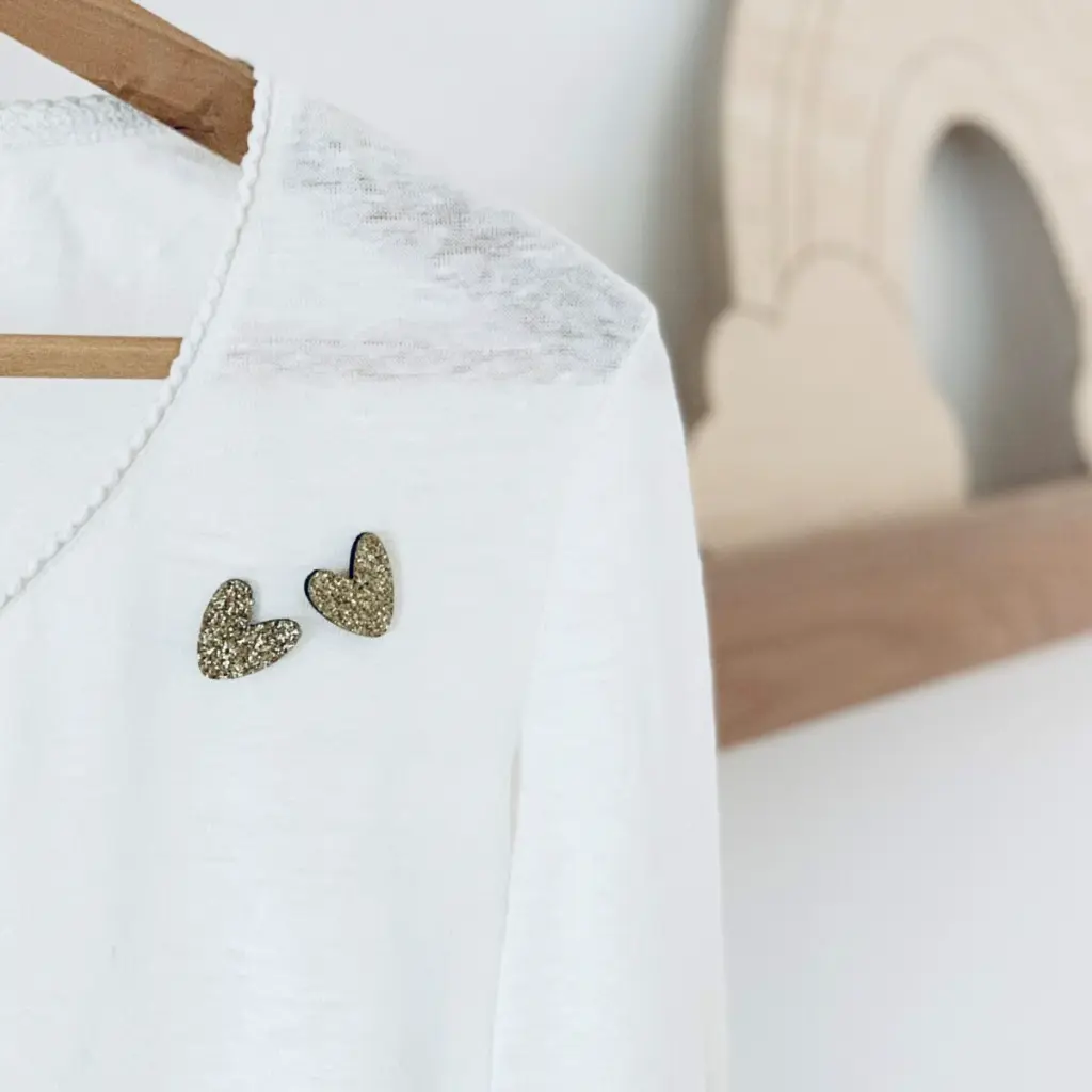 Les petites hirondelles - Pin's à partager