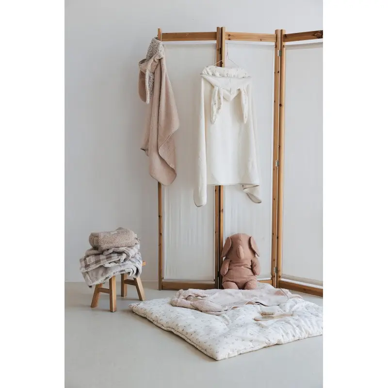 capa-bunny-rande-roseberry (1).webp