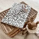 lot-de-2-protege-carnets-de-sante-chloe-graou-greige (3).webp