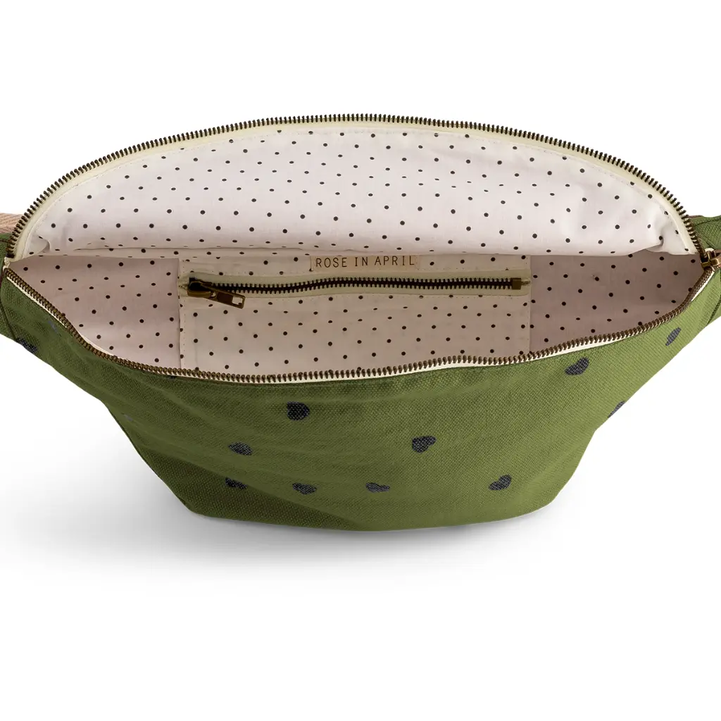 sac-banane-coeur-kaki (2).webp