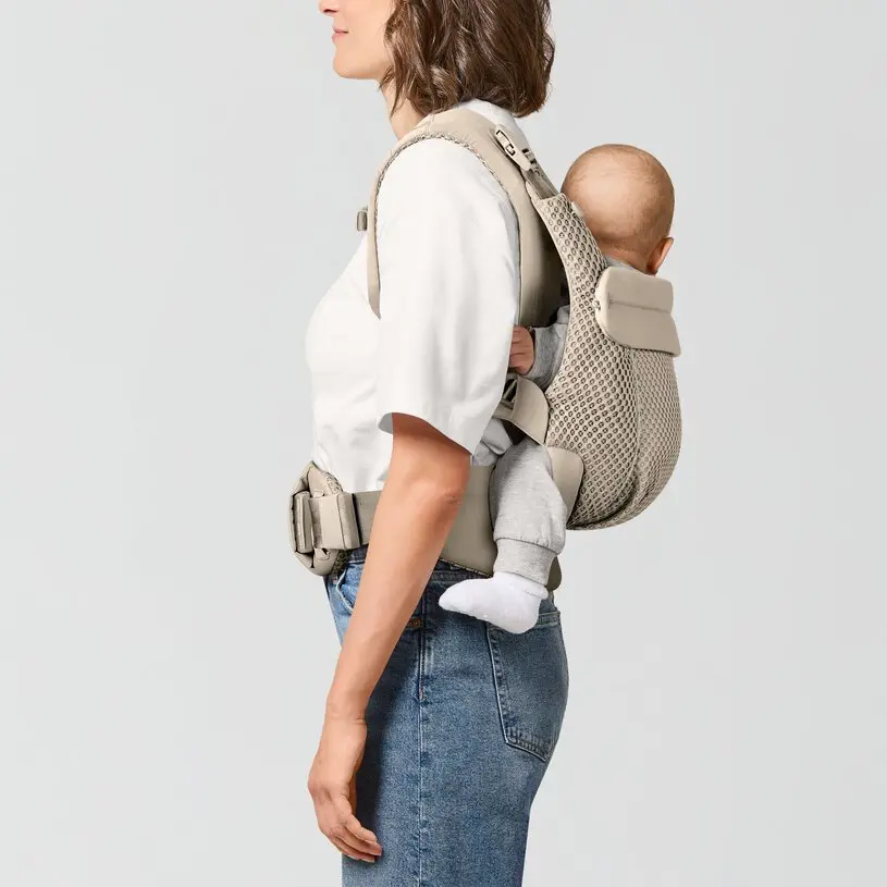 cyb_25_int_y090_amya_albe_backcarrying_child_1997656df86a9370.webp