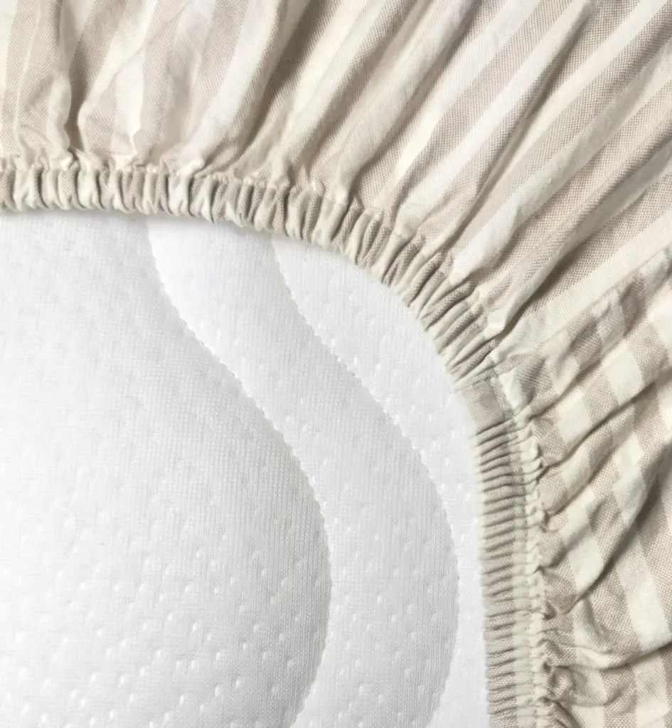 drap-housse-berceau-percale-de-coton-bio-raye (1).webp