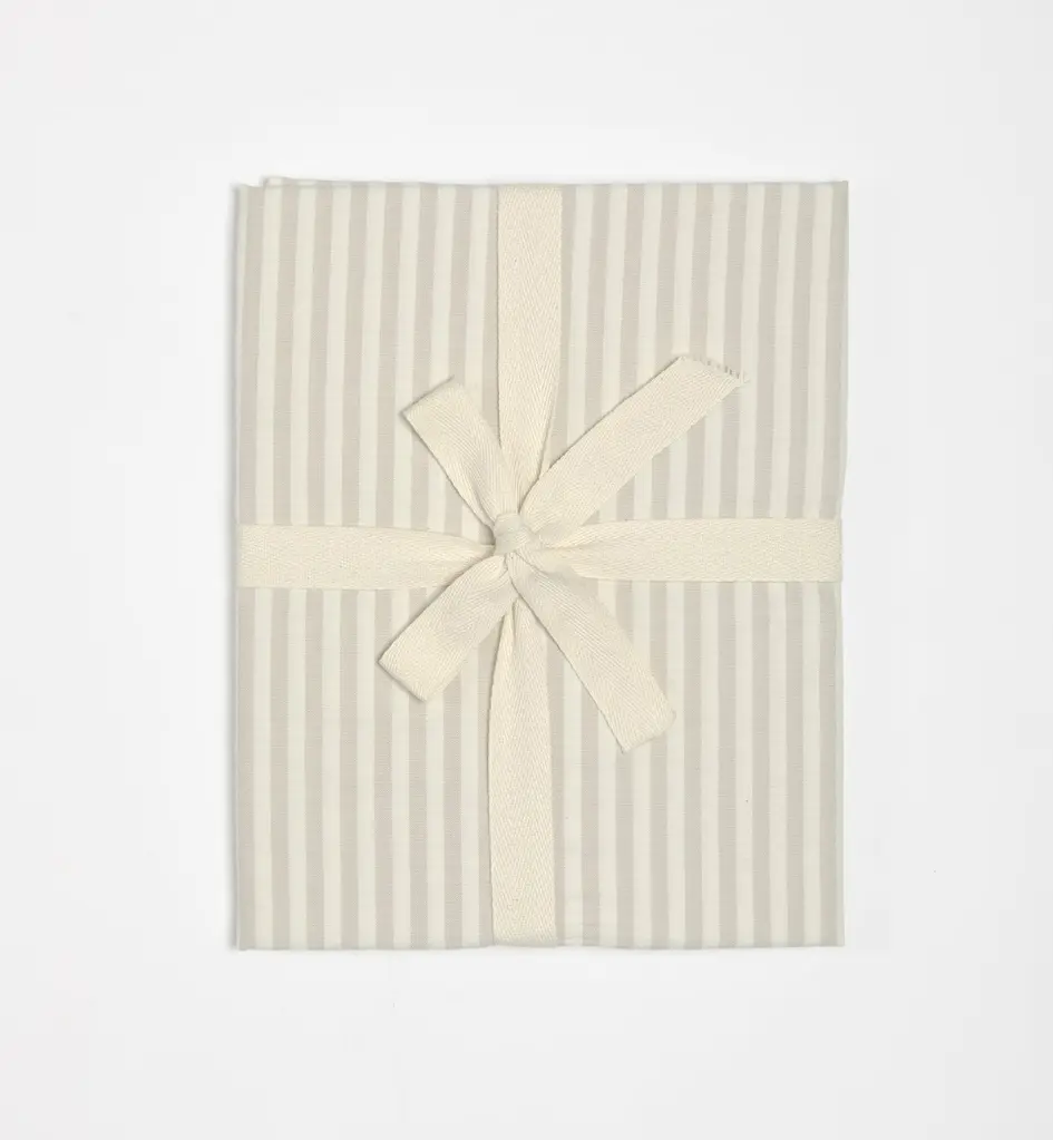 drap-housse-berceau-percale-de-coton-bio-raye (2).webp