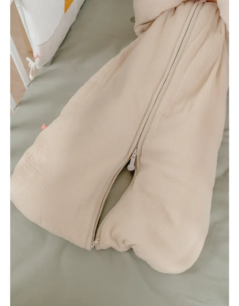m-m-gigoteuse-nomade-100cm-mousseline-bio-beige_1200_1200-2624640.webp