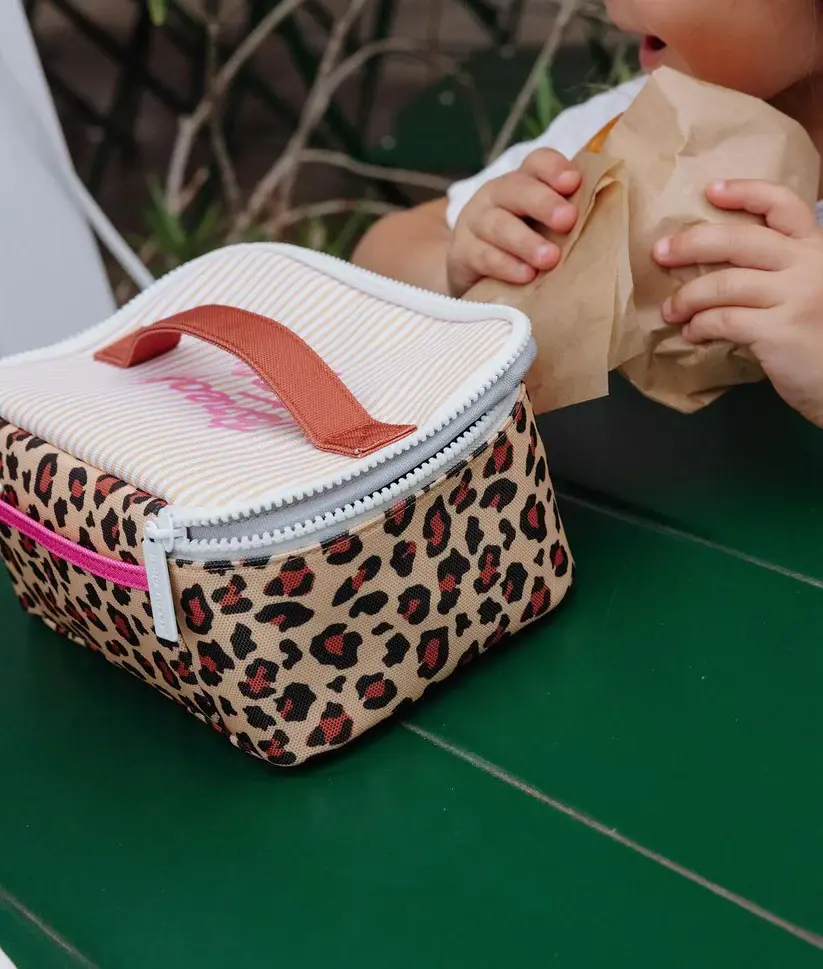 sac-repas-isotherme-leopard-_7-enfants-93adaa9c.webp