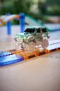 Cleverclixx - Voiture de course de circuit vert pastel