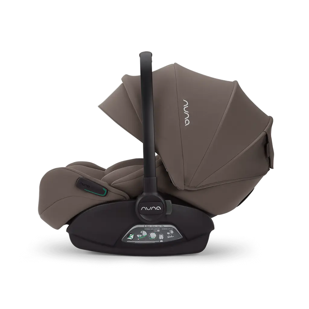nuna_arraflex_2025_chestnut_profile_3_gl_web_1.webp