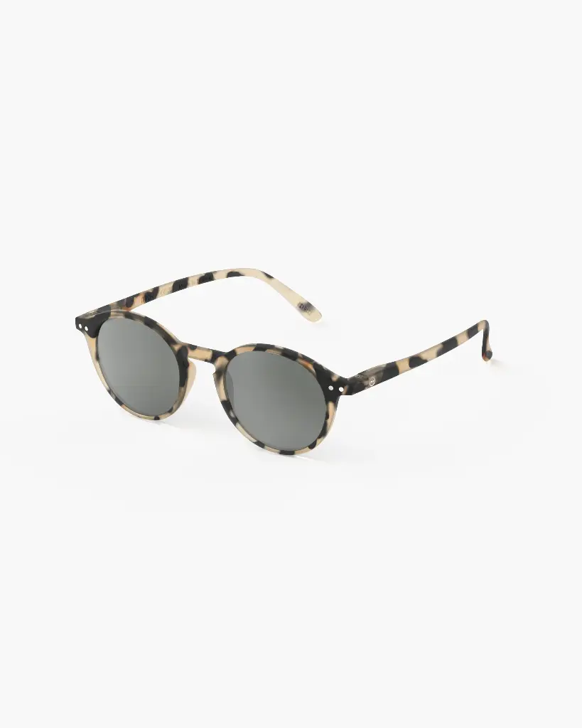 F8_SLMSDC69_1-IZI_D_SUN_LIGHTTORTOISE_VUE2.webp