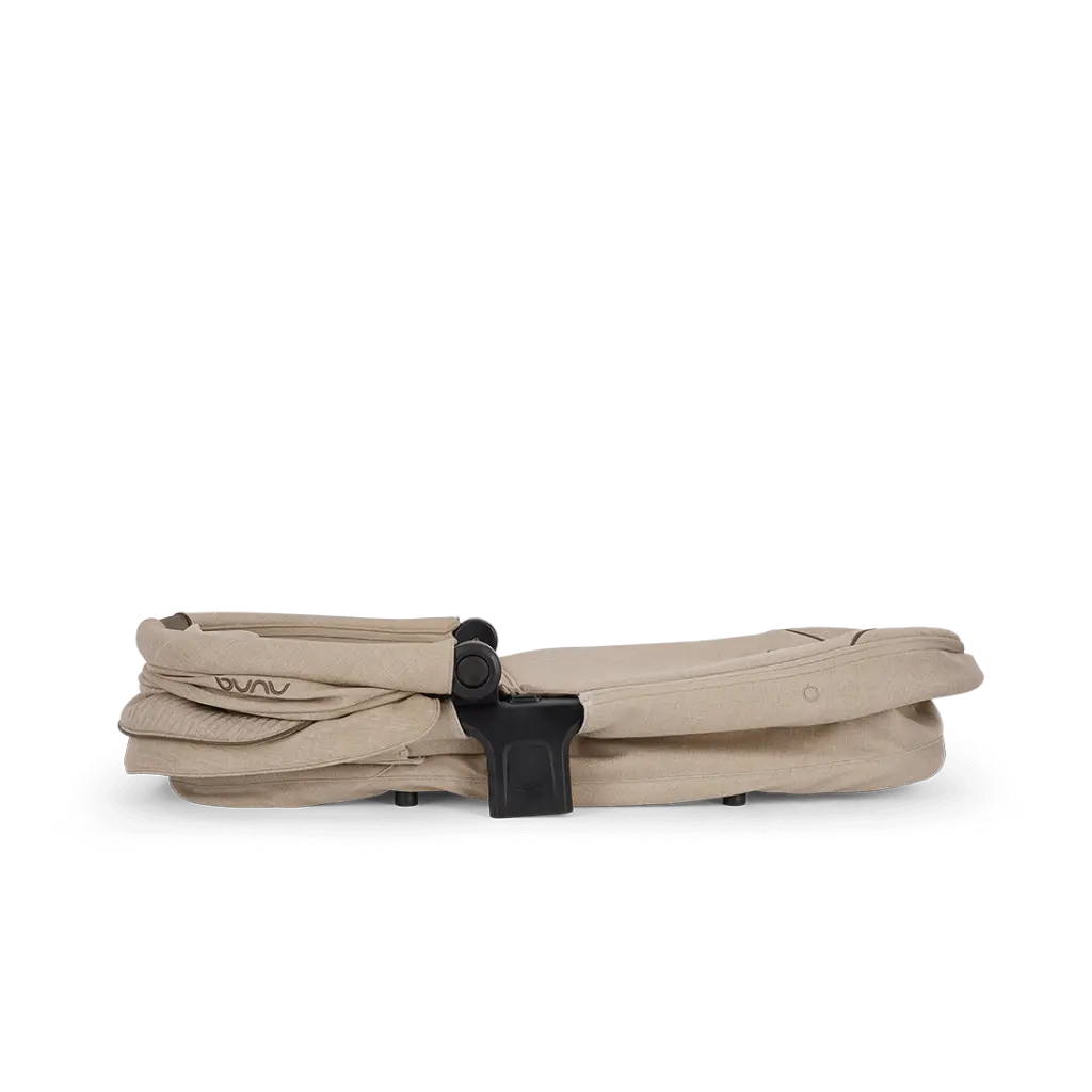 nuna_lytl_cosmopolitan_folded_gl_web.webp