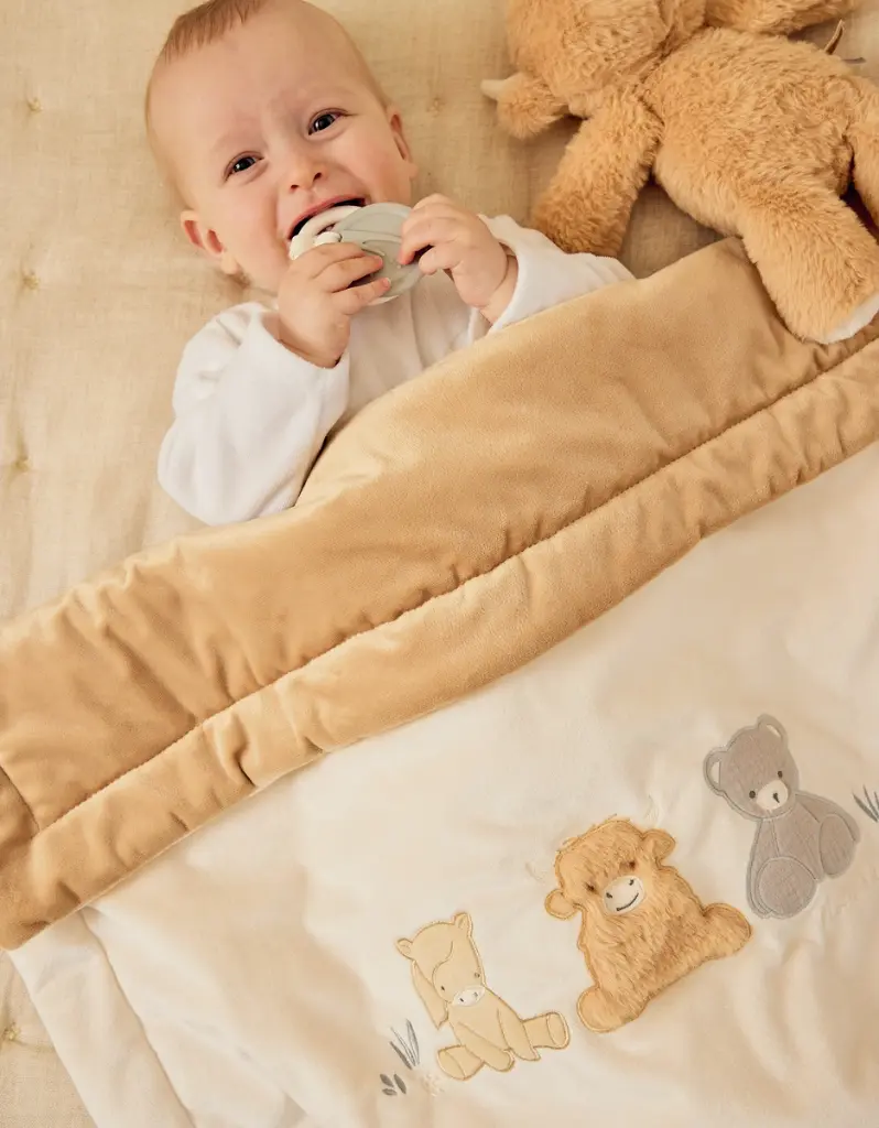 fo-couverture-75-100cm-veloudoux-r-fluffy-orso-lily_1200_1200-2675211.webp
