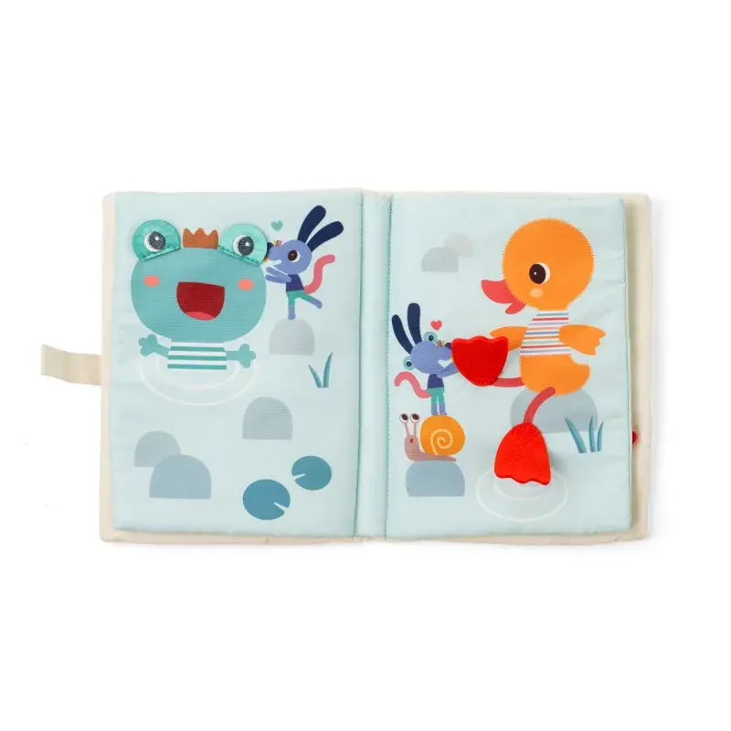 livre-d-activites-nina-se-deguise (1).webp