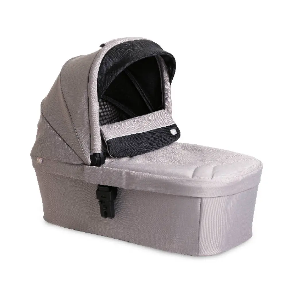 __06087155540000_ACTIV3_Carrycot_NUT_FR_1280x1280.webp