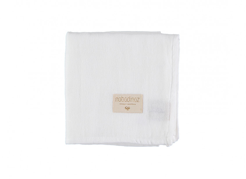 https://lacabanedeslutins.be/wp-content/uploads/2021/01/baby-love-swaddles-lange-muselinas-white-nobodinoz-2_3.jpg