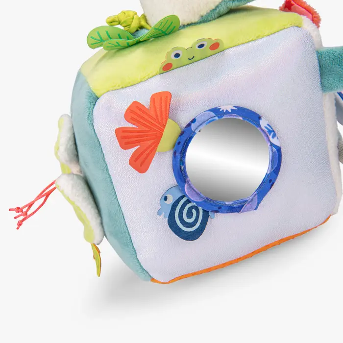 Cube_dactivits_tissu_4.webp
