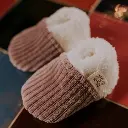 chaussons_velours_parme_2.webp