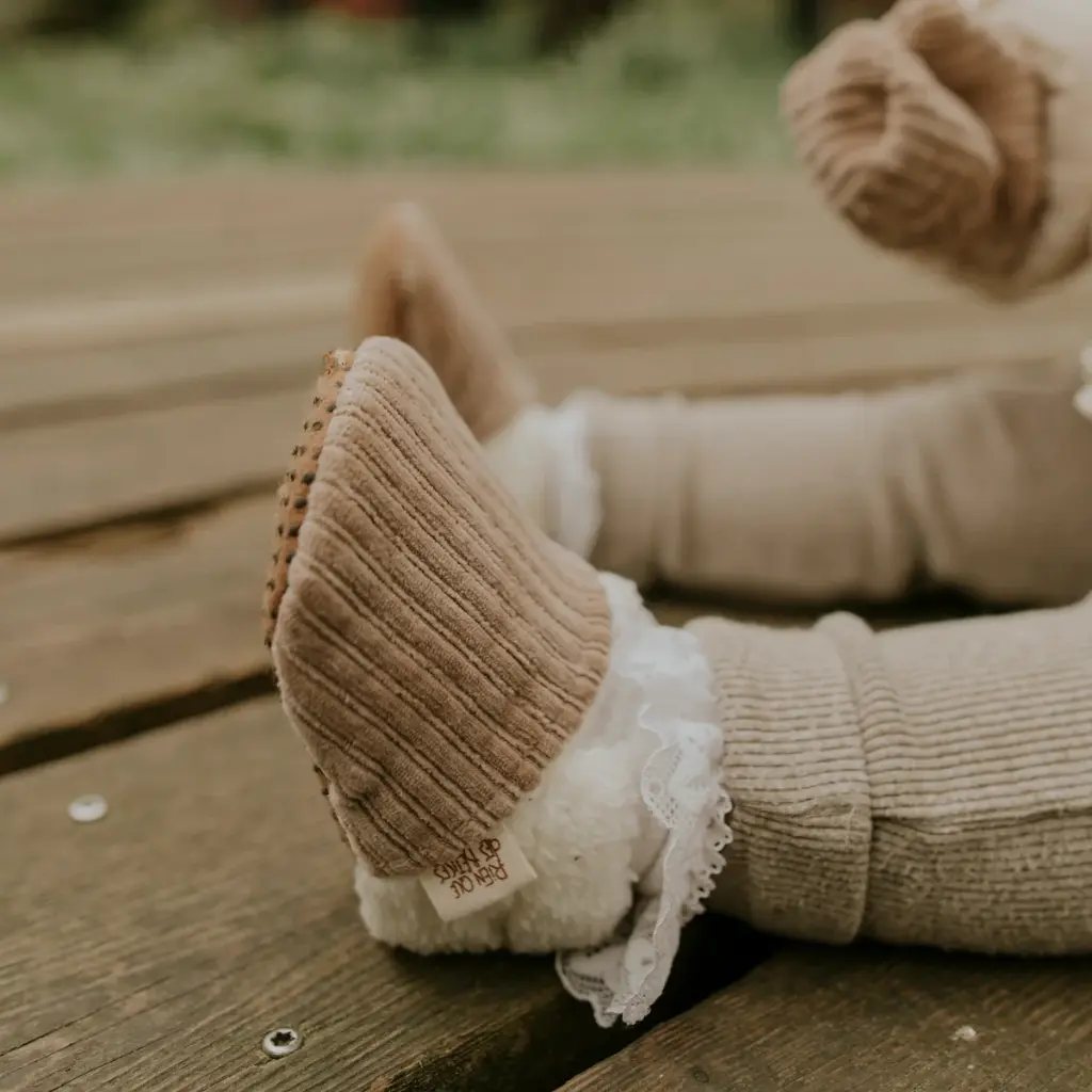 chaussons_velours_taupe_3.webp