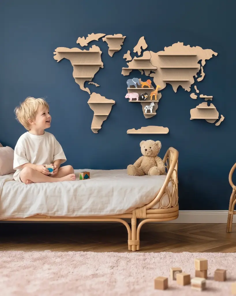 SP6050WorldMapAnimalShelf3.webp