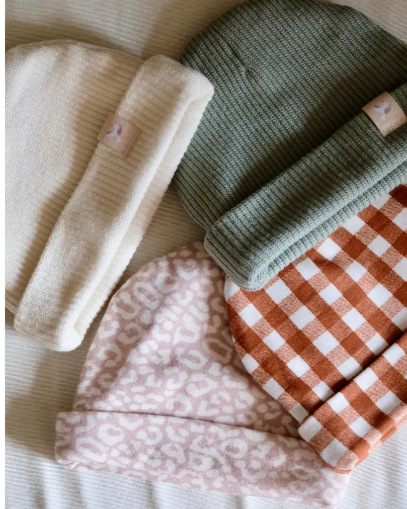 Tante Reine - Bonnet de naissance - Mousse