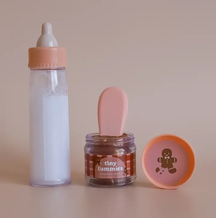 Tiny Harlow - Box de Noël - Biberon de lait & Petit pot magique Pain d'épice